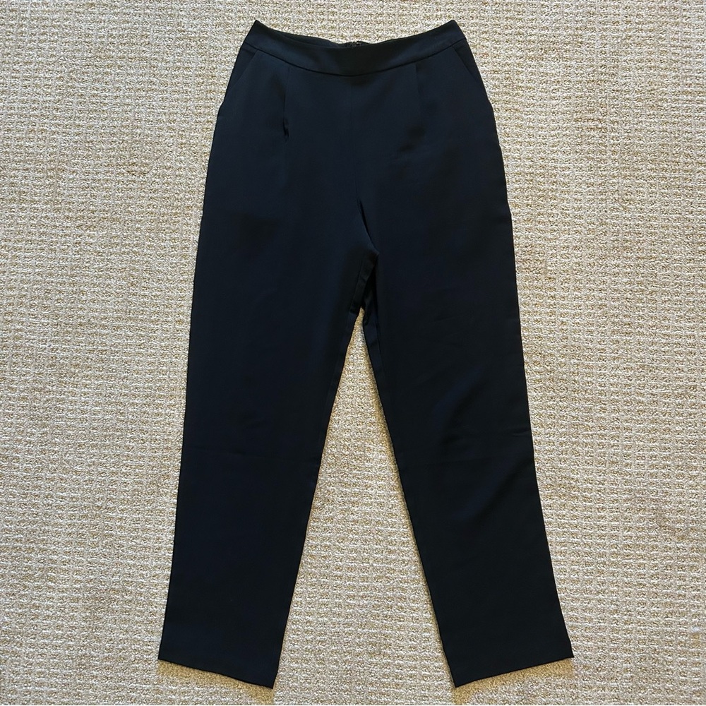Lush Black Cropped Pant Size Small